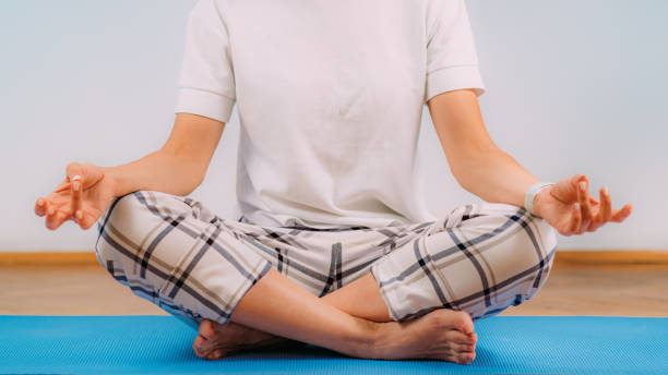 Elevate Your Yoga Practice with 90 BPM Lo-Fi Beats - Discover the Ultimate Yoga-Flow Chill